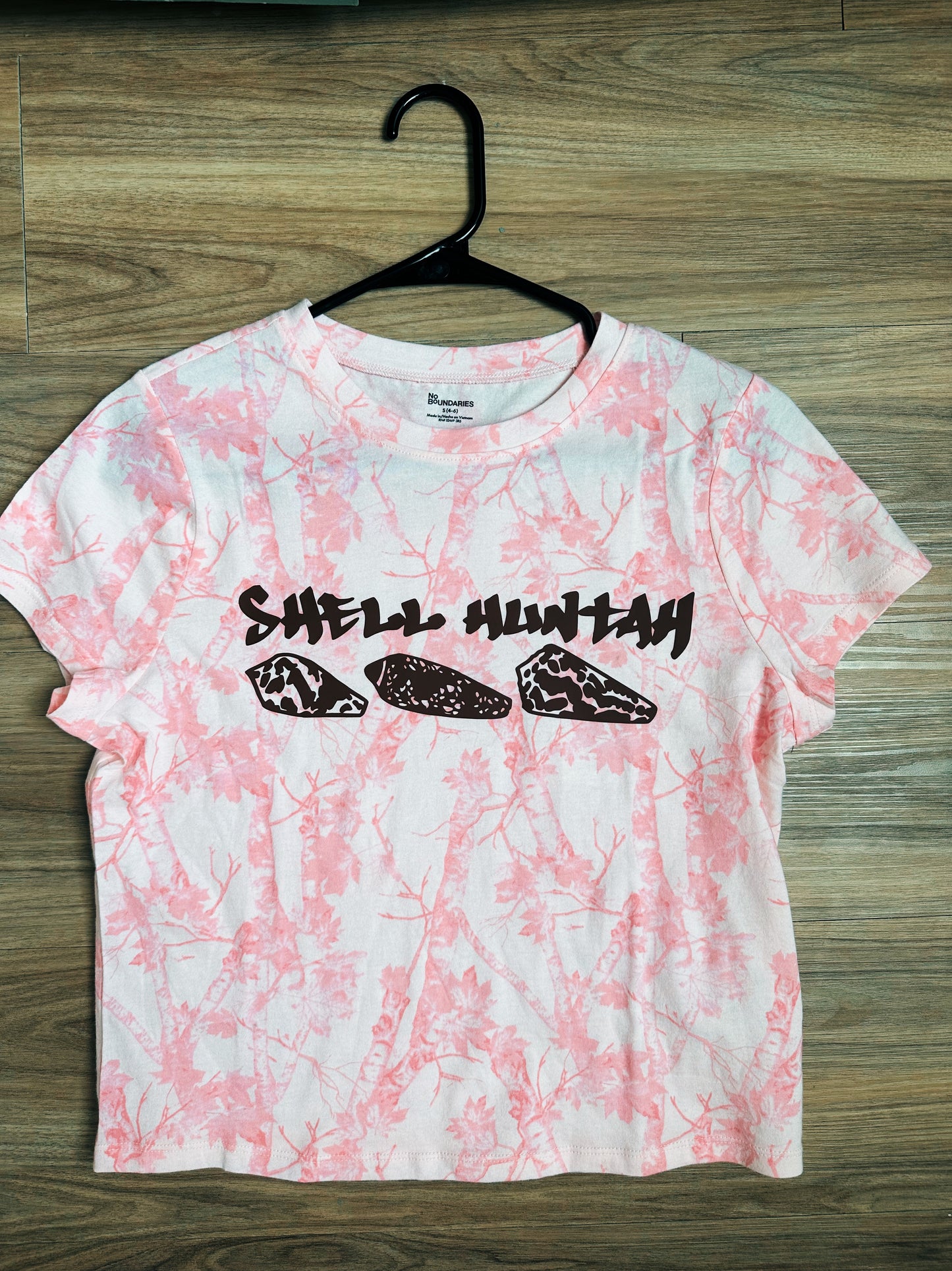 Shell Huntah Tee
