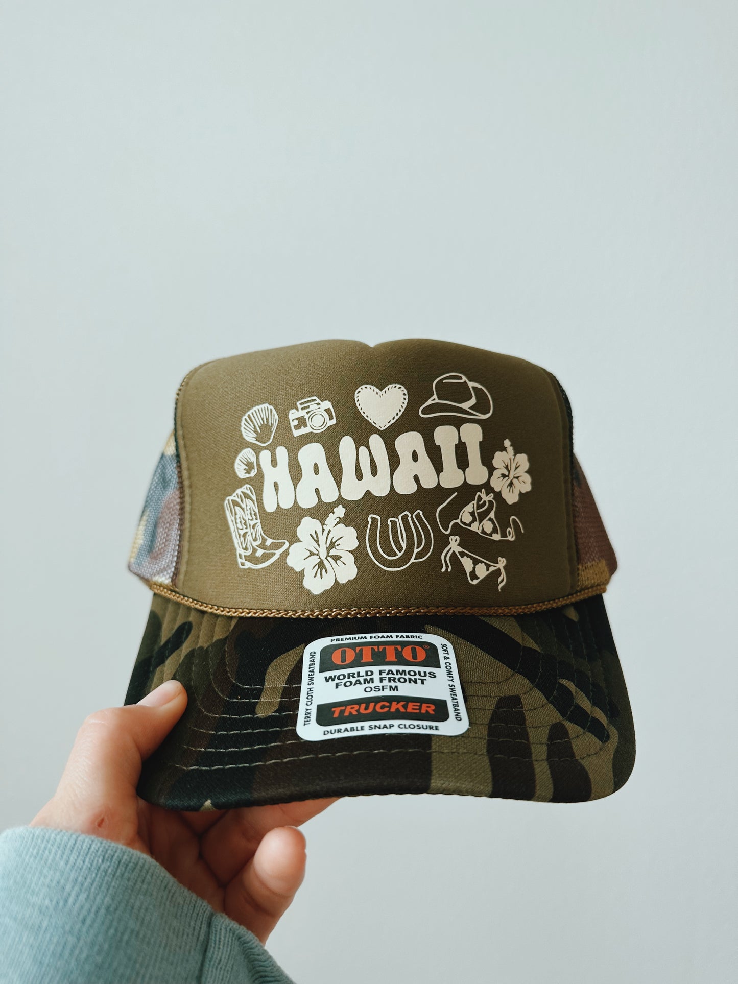PaniHOLO Trucker